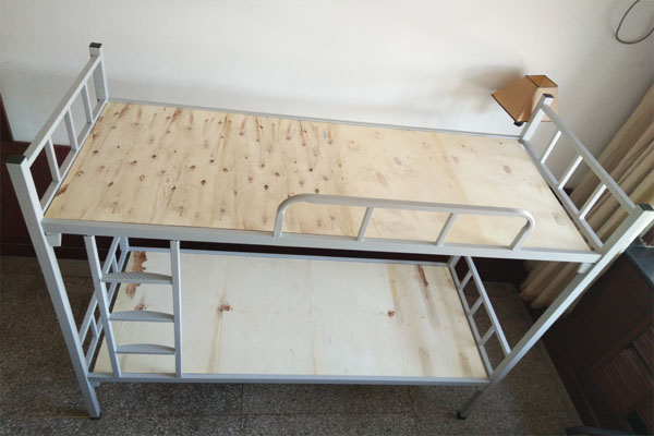 學(xué)生上下床 學(xué)生上下床